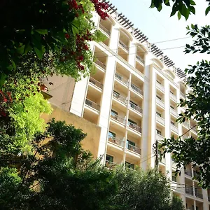 كورال الحمرا 4*, بيروت لبنان
